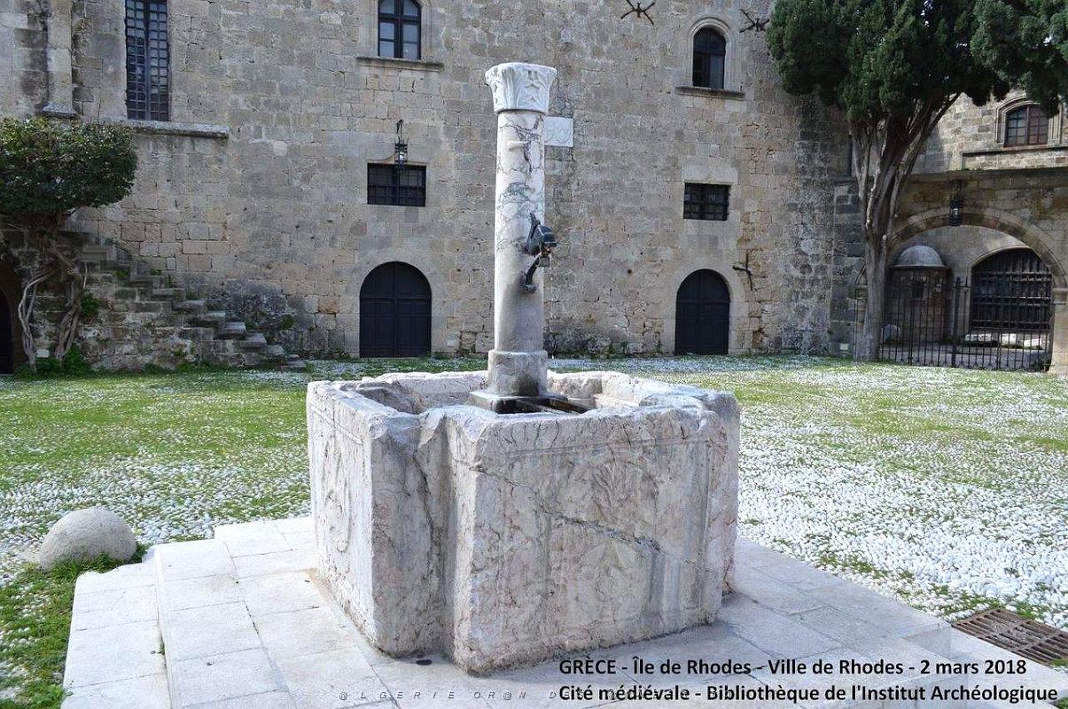 051- Rhodes-Cite medievale .JPG